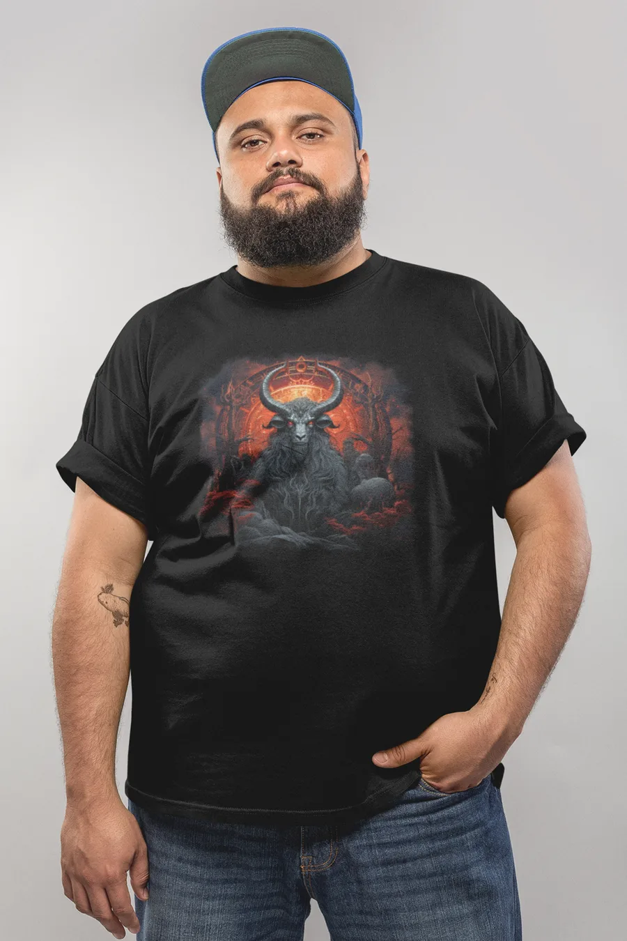 Playera negro Guardián del Abismo puesta, diseño de metal de AzTech